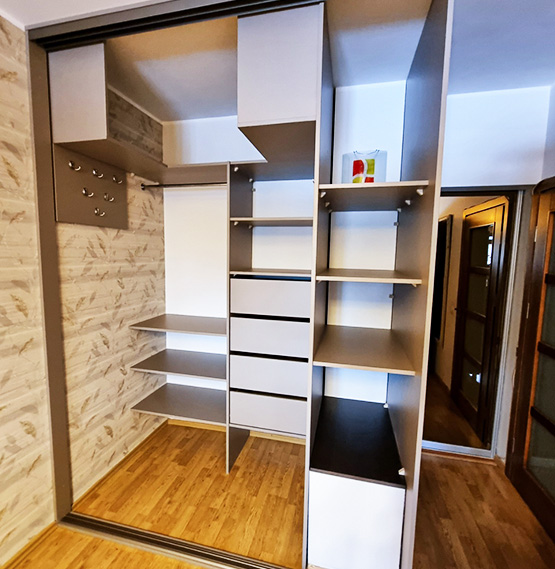 Drabužinės baldai