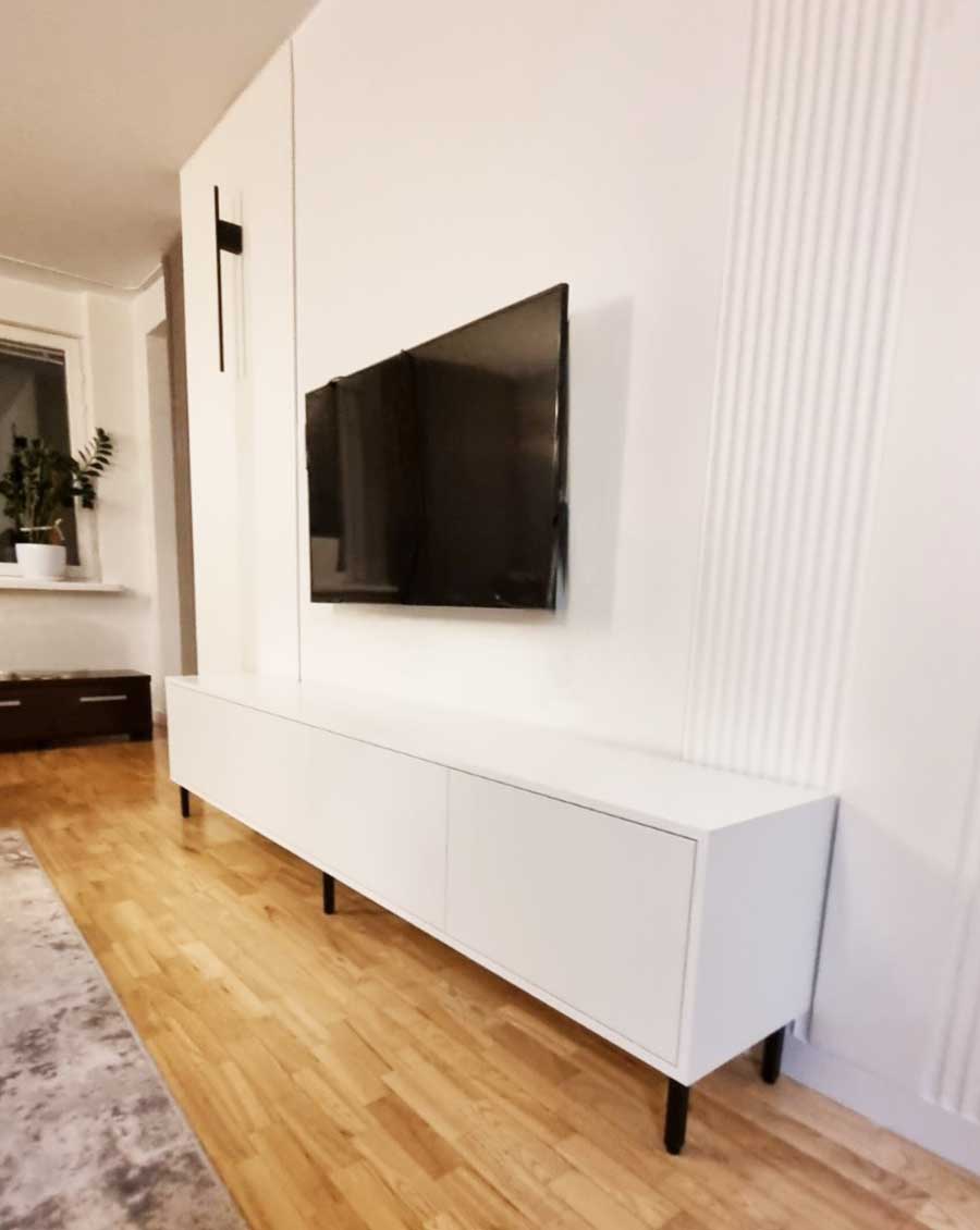 Tv staliuko gamyba individualiai
